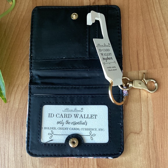 Oliver Moss ID Card Keychain Wallet - Picture 11 of 14
